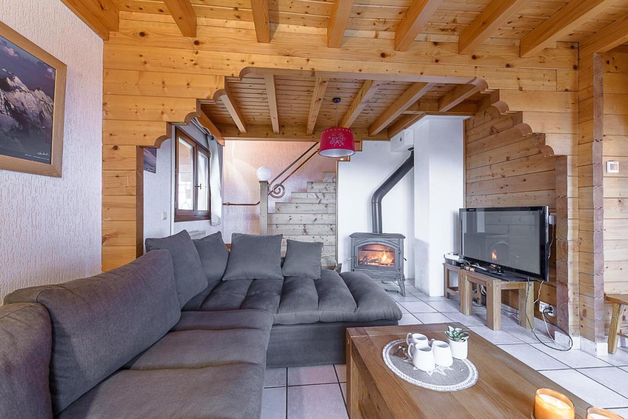 St Jorioz- Cosy Chalet Vue Lac Et Montagnes - Lla Selections By Location Lac Annecy サン・ジョリオ エクステリア 写真